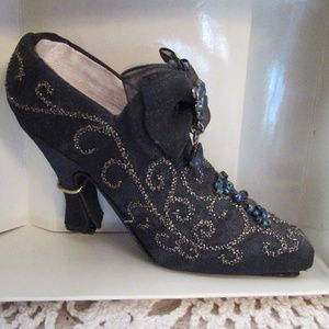 Vintage Popular Imports "Putting on the Ritz"